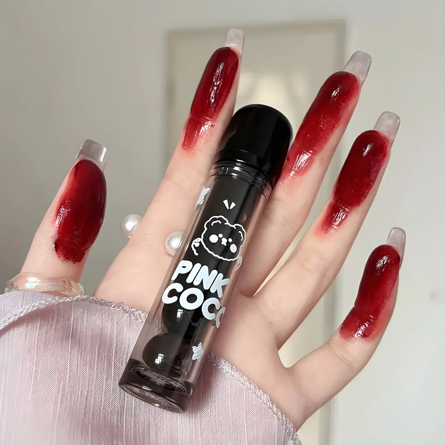 π» Adorable Bear Mirror Lip Glaze β High-Shine & Long-Lasting Gloss!