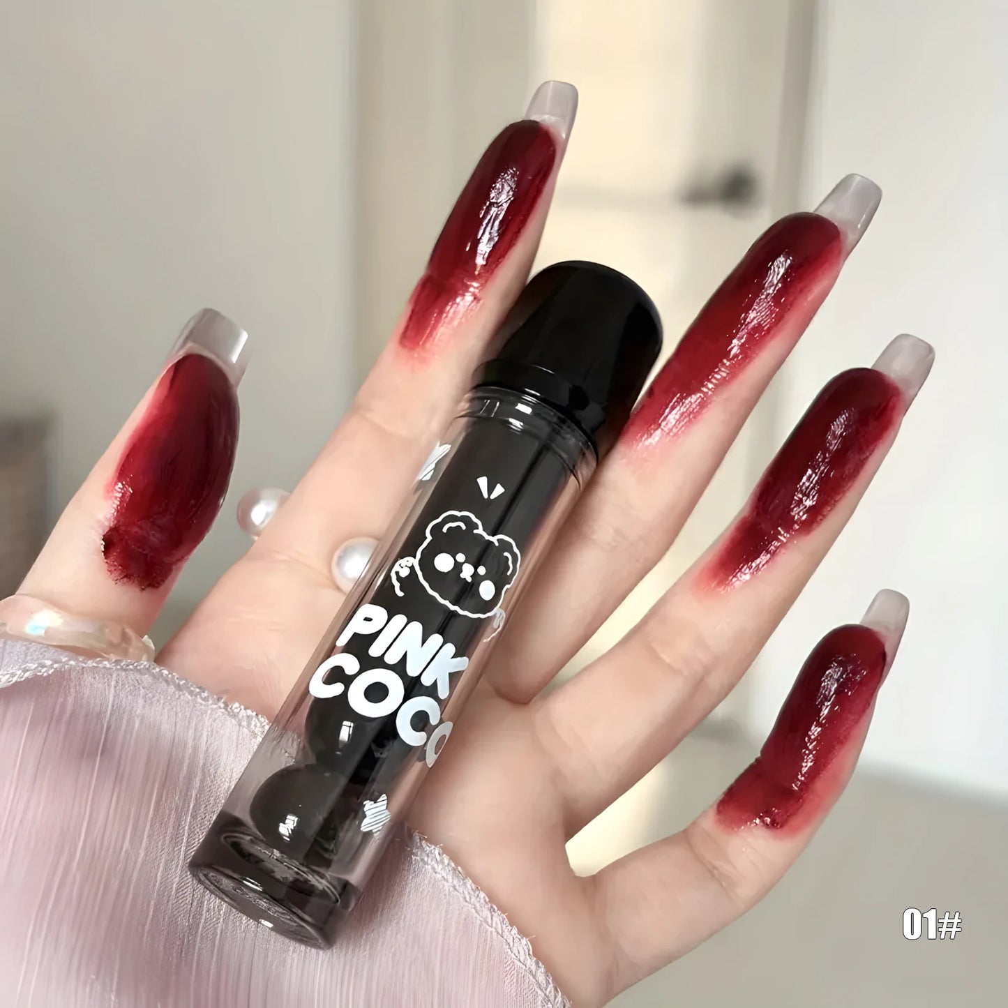 π» Adorable Bear Mirror Lip Glaze β High-Shine & Long-Lasting Gloss!