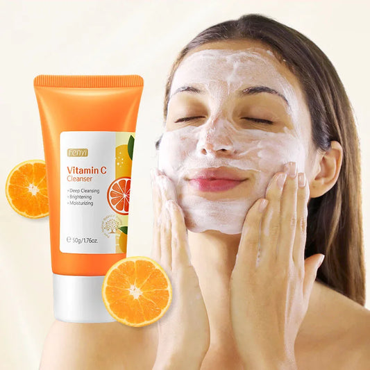 Vitamin C Face Cleanser – Deep Cleansing, Brightening l & Moisturizing Face Wash