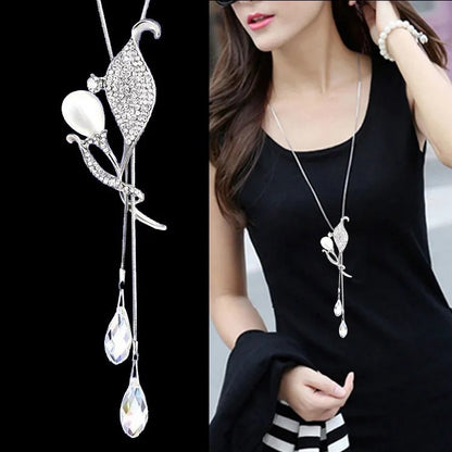 Simulated Pearl Crystal Leaf Necklaces