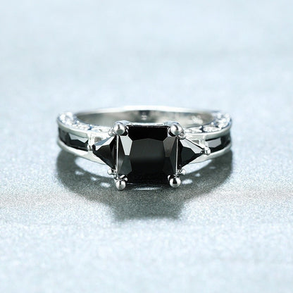 Inlaid Black Zircon Ring