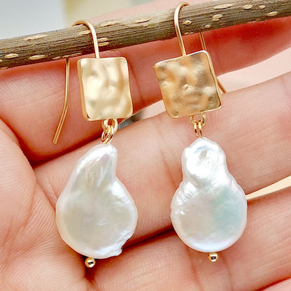 Exquisite  Pear Drop Fashion Earrings