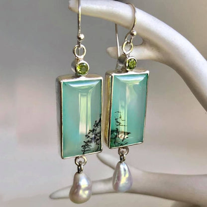 Exquisite  Pear Drop Fashion Earrings