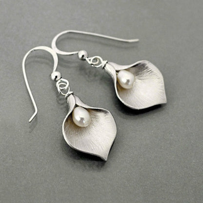 Exquisite  Pear Drop Fashion Earrings